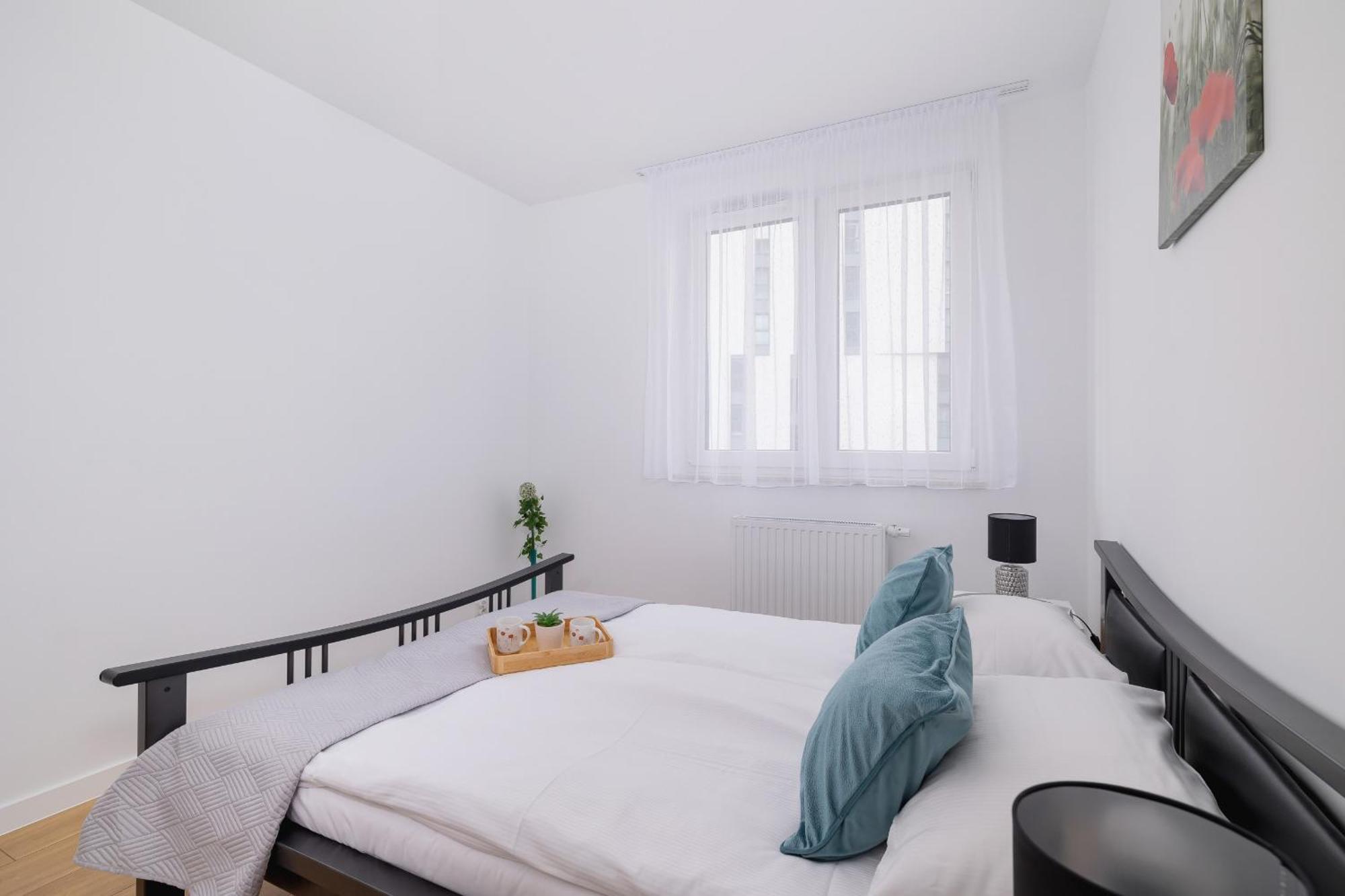 Modern Apartment With Parking Near Tauron Arena By Rent Like Home Kraków Eksteriør billede